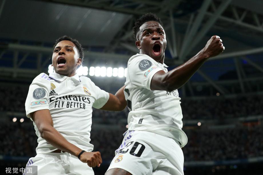 想到他在大 想到他在大