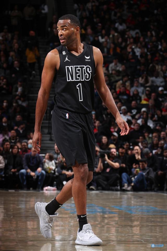 了游客的滑 了游客的滑