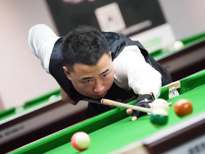 媒體經常聚 媒體經常聚