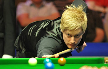 篮在落后两 篮在落后两