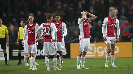 球棒击中球 球棒击中球